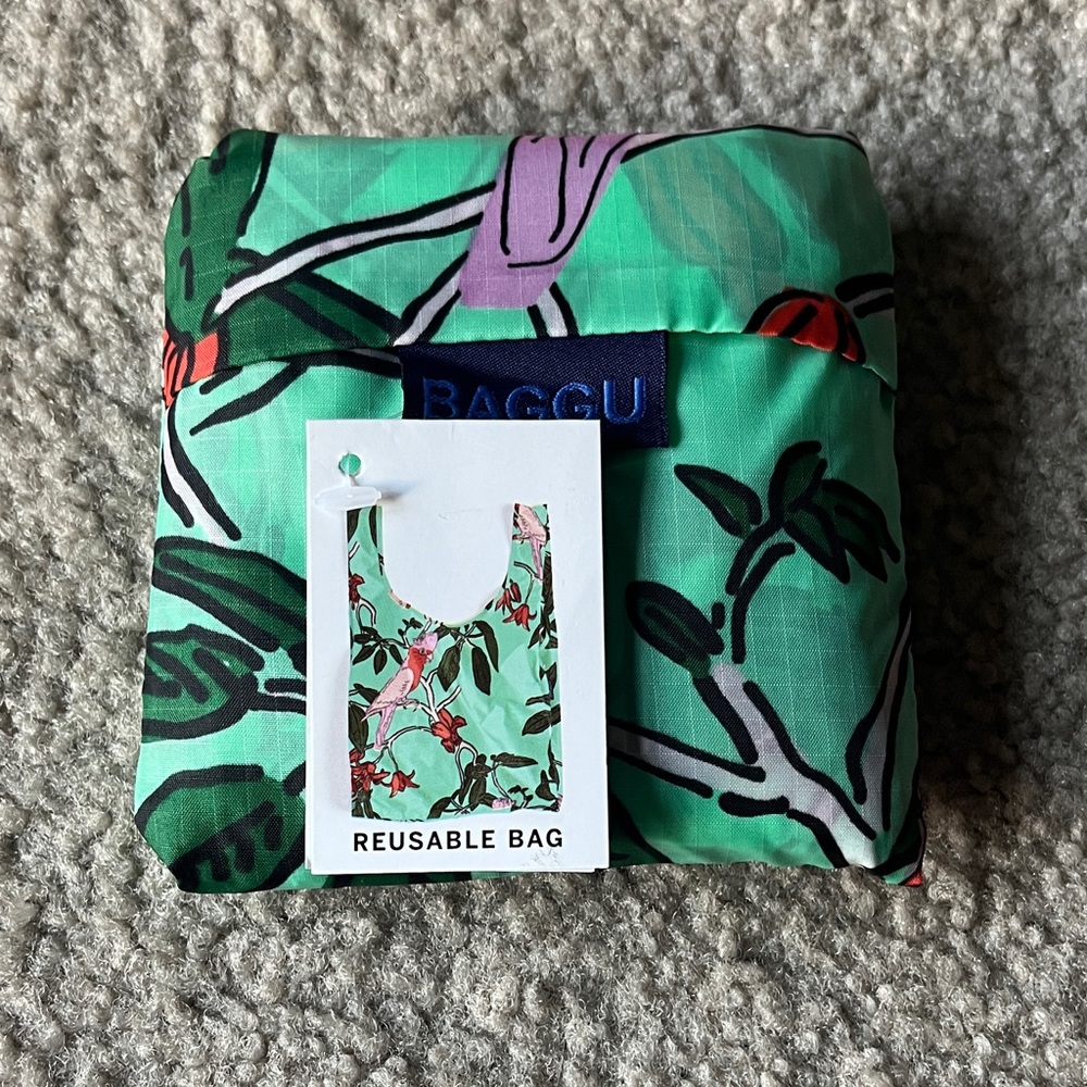 Baggu standard cockatoo print